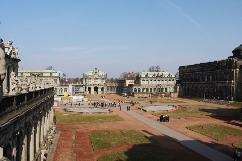 ツヴィンガー宮殿（Zwinger Palast）