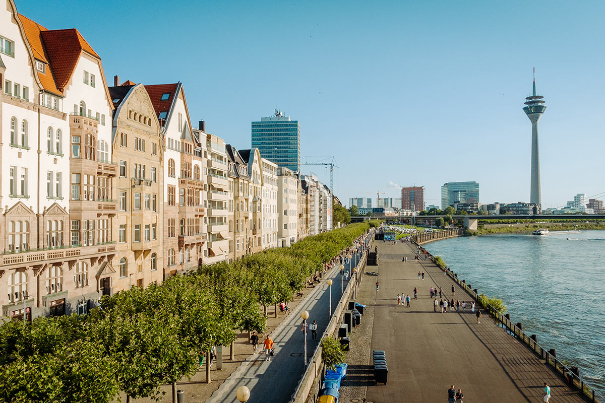 spot_dusseldorf_highlight_RheinPromenade_01