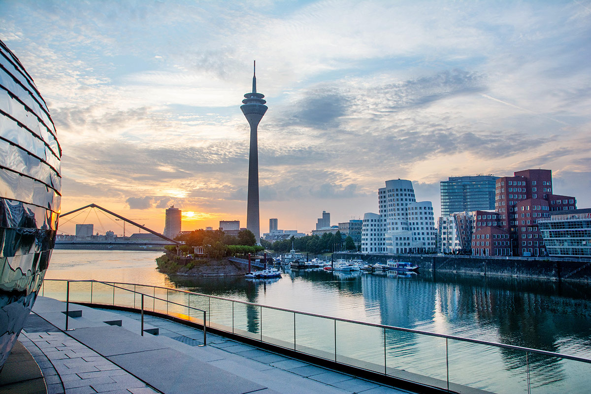 spot_dusseldorf_highlight_RheinTurm_02