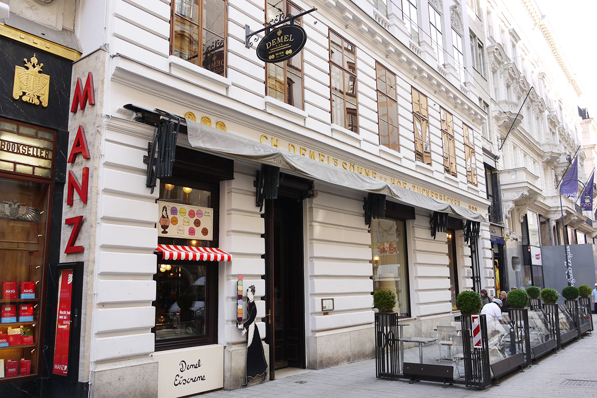 spot_vienna_cafe_Demel_01